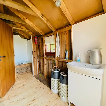 Fredelig Og Landlig Lavvoferie Luxuszelt Mokjaland